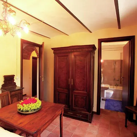 Prázdninový dům With Large Covered Terrace In Small With Swimming Pool Bastia Mondovì