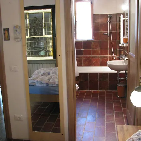 With Large Covered Terrace, In Small With Swimming Pool 펜션 *